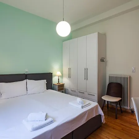 Upscale Modern Escape In The Historic Center Apartment Kalamata Exterior photo