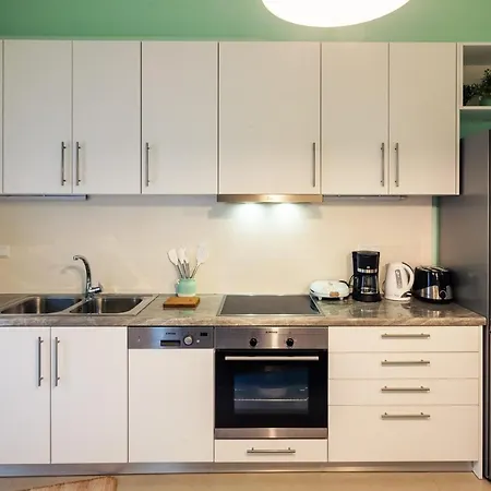 Upscale Modern Escape In The Historic Center Apartment Kalamata Exterior photo