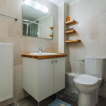 Upscale Modern Escape In The Historic Center Apartment Kalamata Exterior photo
