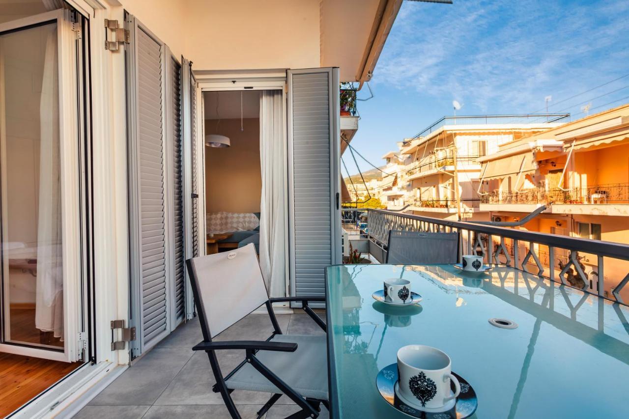 Apartment Upscale Modern Escape In The Historic Center Kalamata